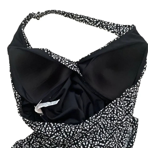 L.L.Bean One Piece Swimsuit/ Swim dress.  Size 10 - Picture 7 of 10